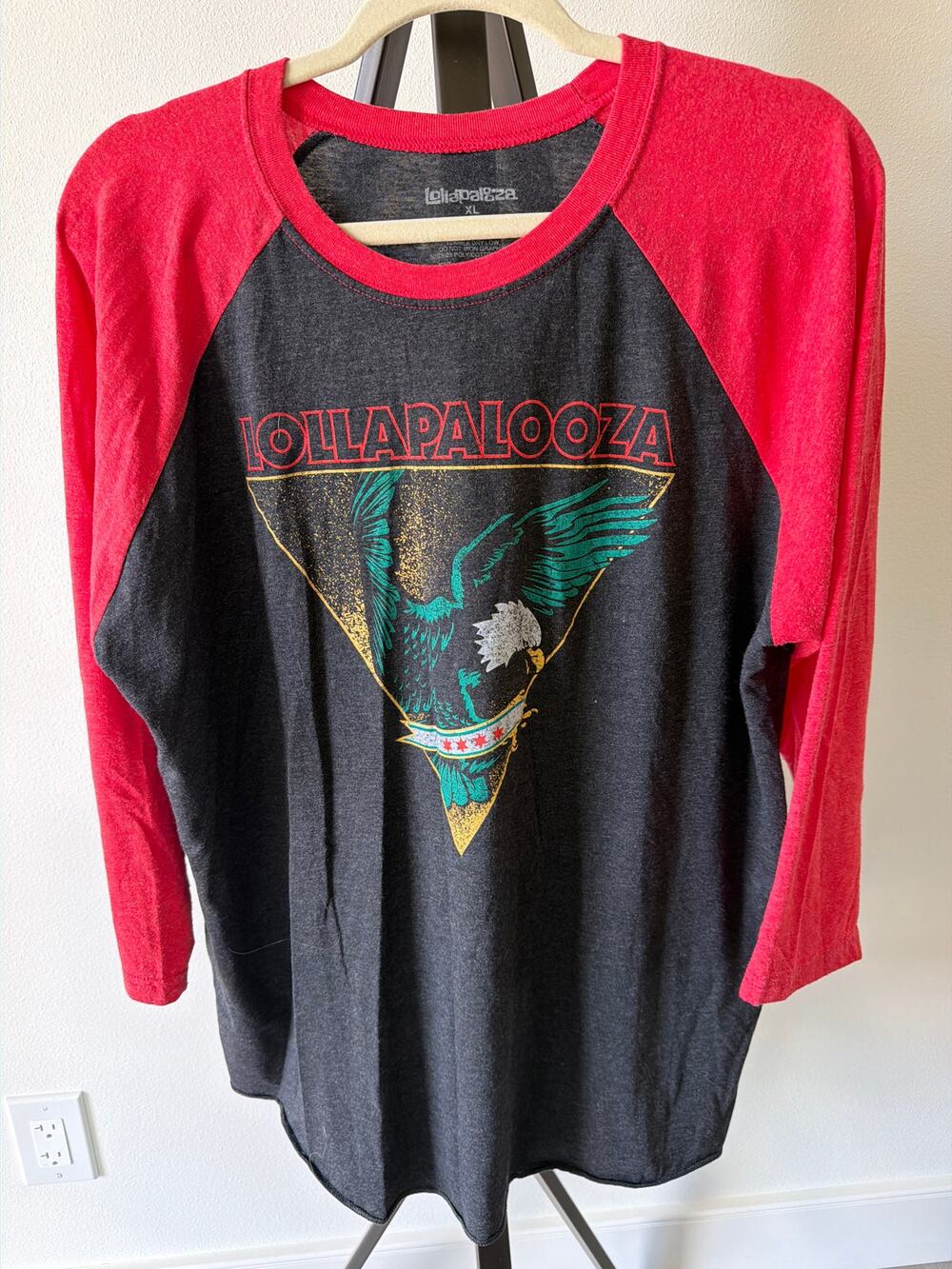 2018 Lollapalooza 3/4 Baseball Style Tshirt Size XL Chicago